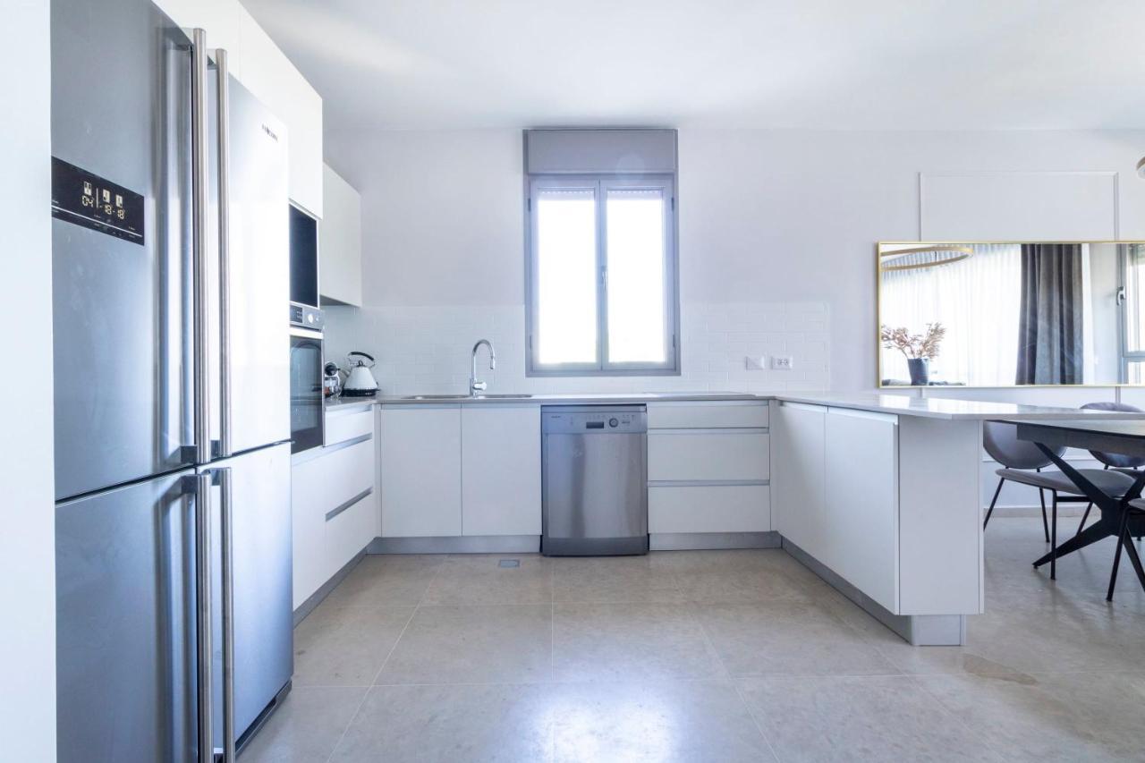 The Haneviim Suites - Isrentals Baitulmaqdis Luaran gambar