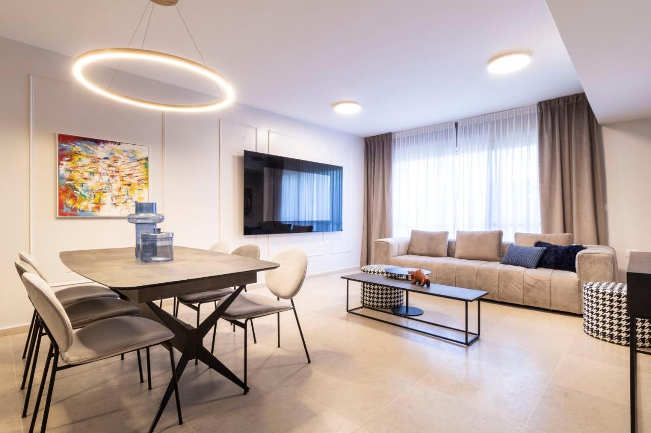 The Haneviim Suites - Isrentals Baitulmaqdis Luaran gambar